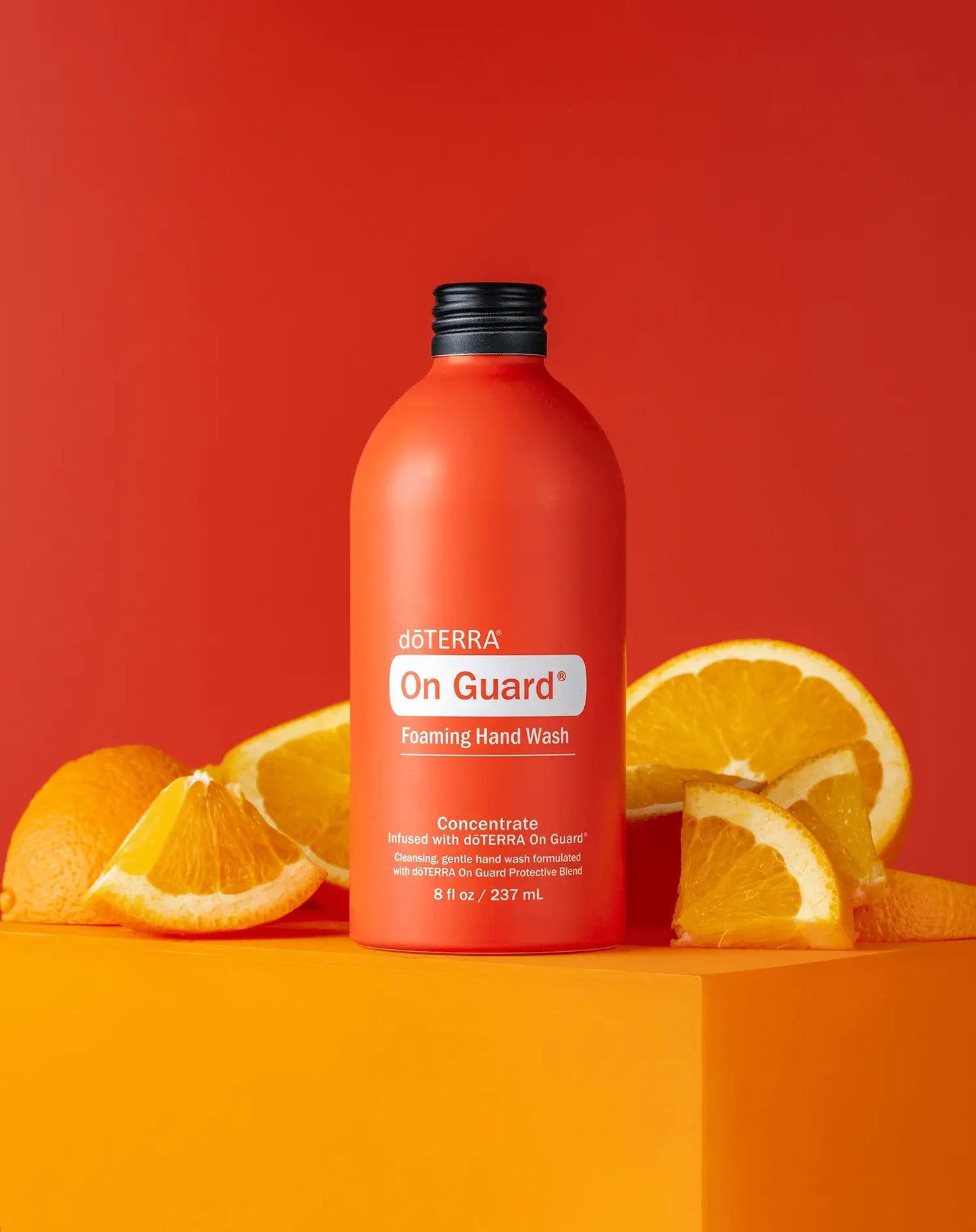 Concentré de mousse nettoyante pour les mains On Guard dōTERRA | 237 ml