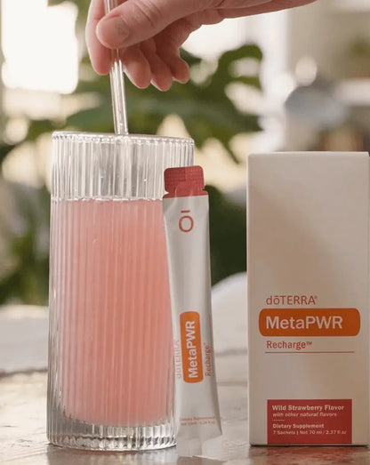 MetaPWR Recharge saveur fraise des bois complément alimentaire doTERRA, 30 sachets