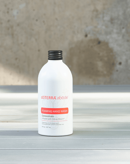 Mousse nettoyante pour les mains abōde Citrus Bloom doTERRA, 237 ml