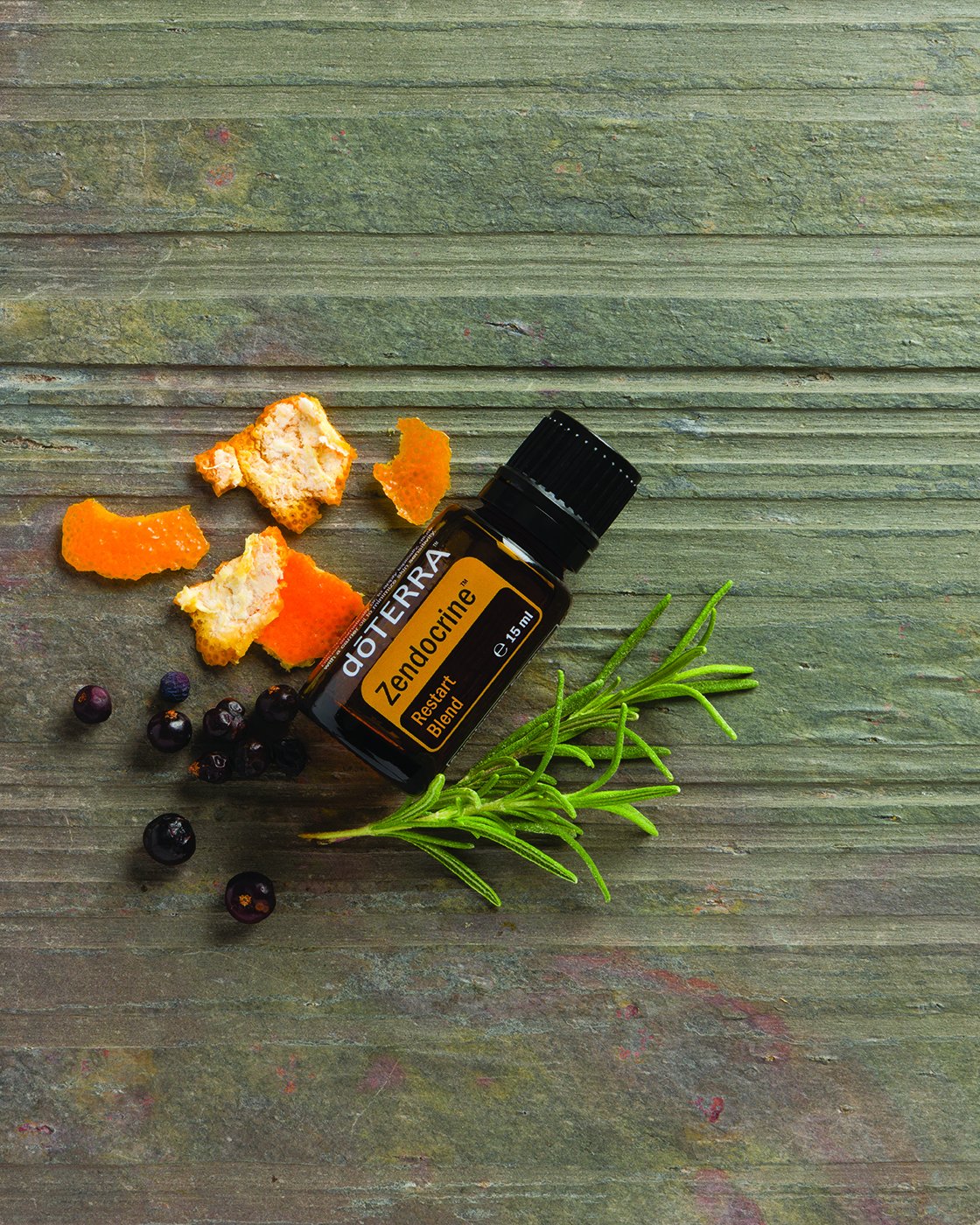 Zendocrine mélange d'huiles essentielles dōTERRA, flacon avec des agrumes