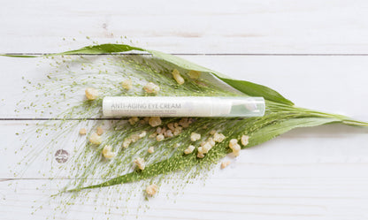 Crème anti-rides pour les yeux Essential Skin Care doTERRA, 15 ml