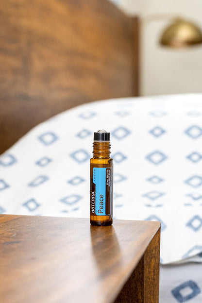 Peace Touch mélange en applicateur à bille d'huile essentielle doTERRA, 10 ml