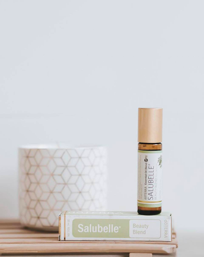 Salubelle mélange anti-âge en applicateur à bille d'huile essentielle doTERRA, 10 ml